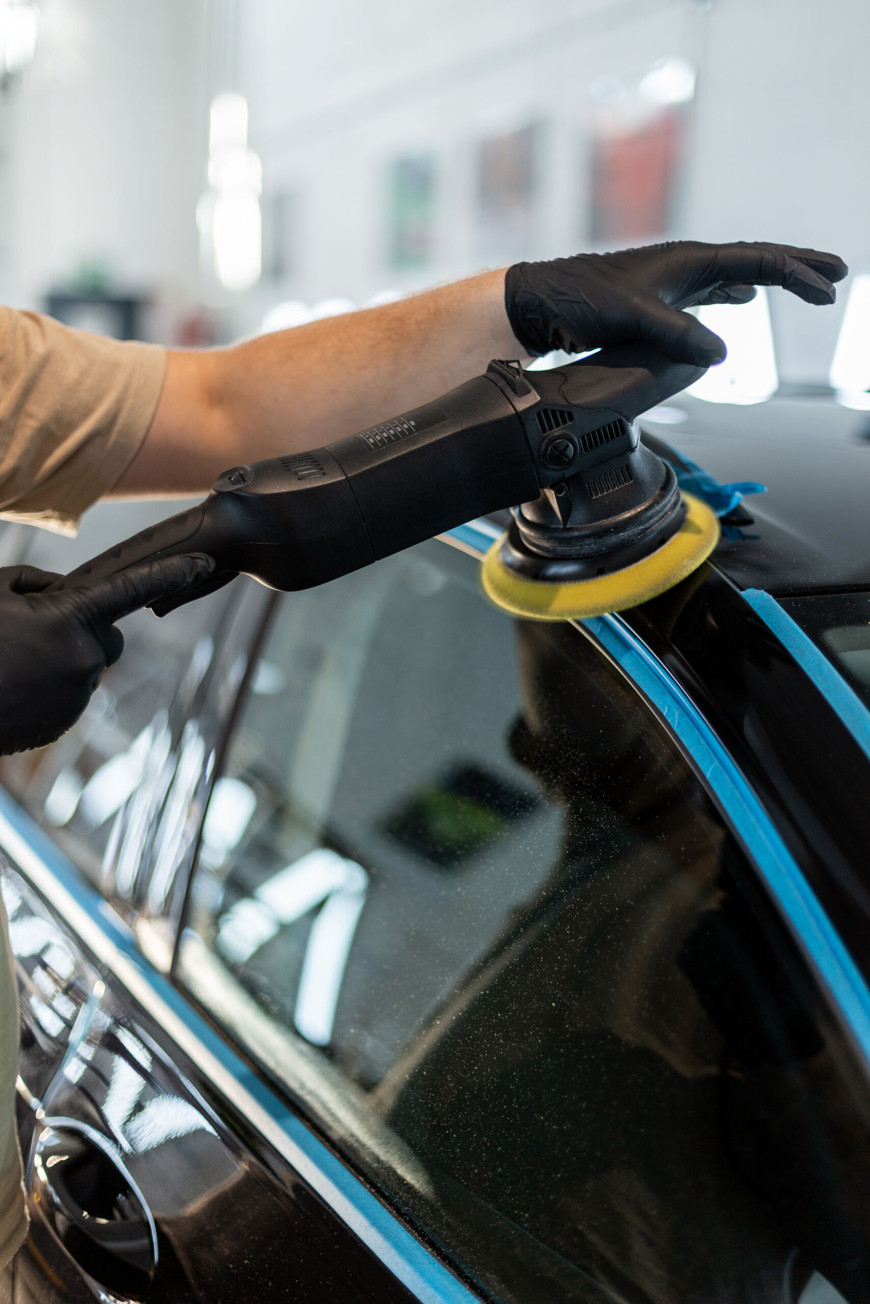 Pulido de vidrios automotrices